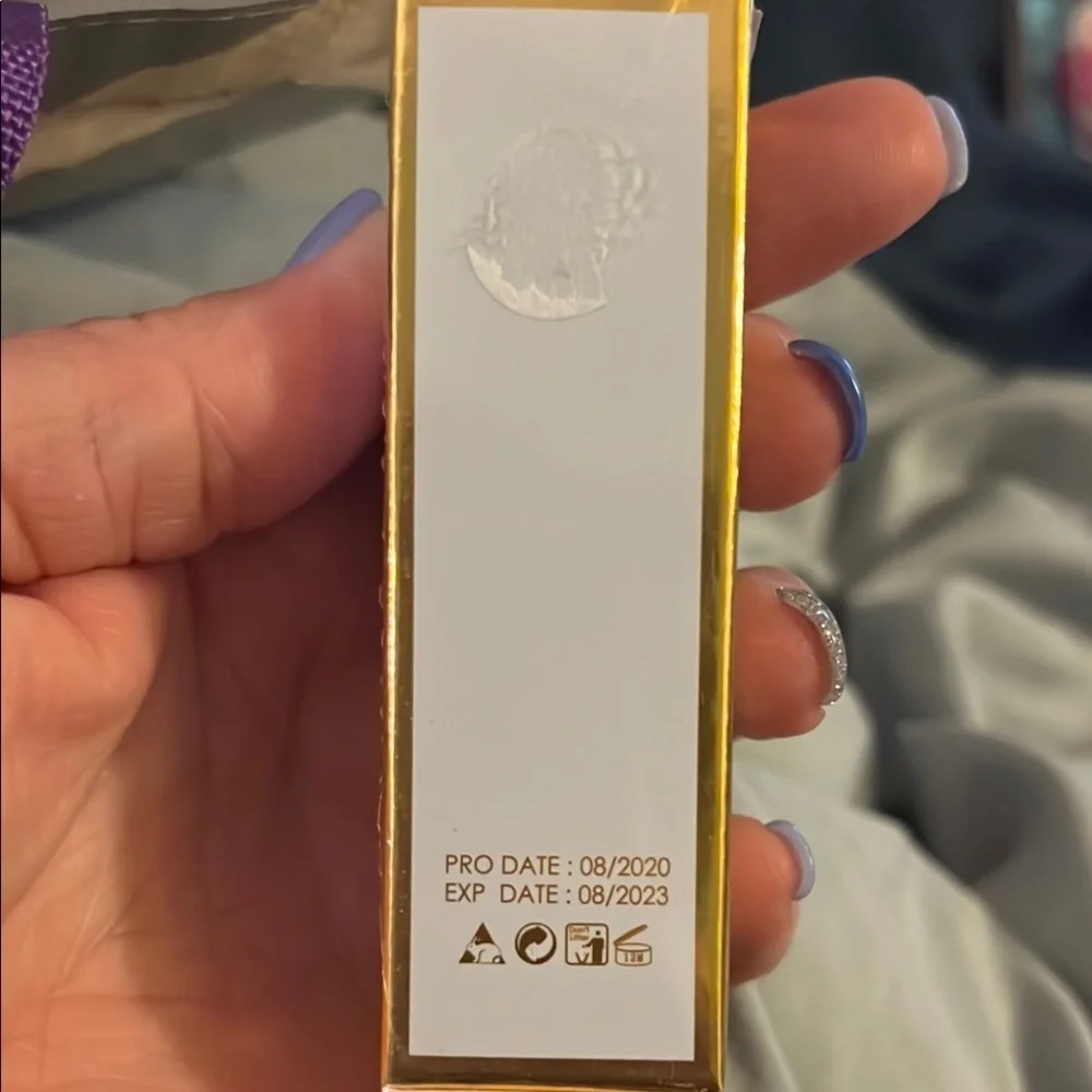 Eloise Get Lit Metallic Foiled Liquid Eyeshadow - Gold